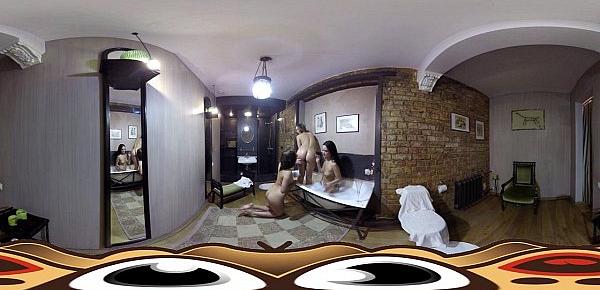  VR Porn Wet bath party in 360